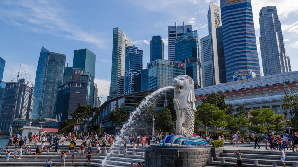 ▲Some Hong Kong investors move to Singapore under uncertainties. 